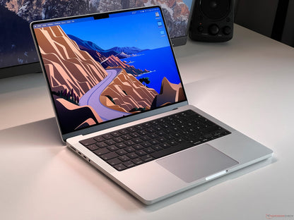 MacBook Pro 14 M5 Negro Espacial - vista 2
