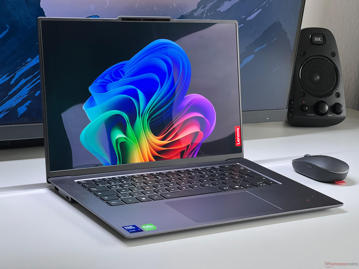 ThinkPad X9-15 G1 Aura Ultra 7 - vista 2